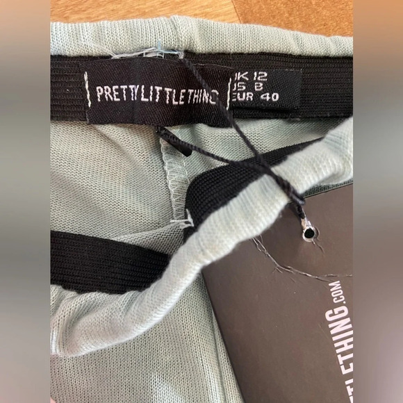 NWT Pretty Little Things Biker Shorts Green US Size 8 - Picture 5 of 10